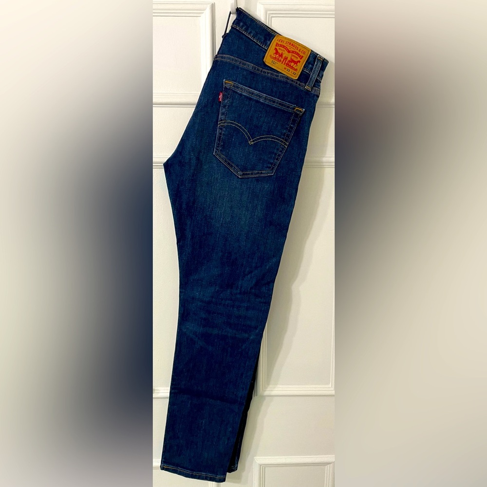 Men’s Levi’s 513 Jeans